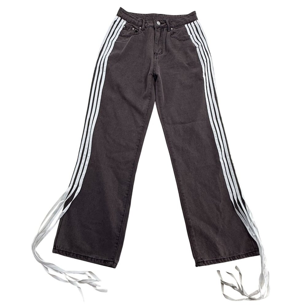 Gray Wide-Leg Jeans With White Side Stripes & Hanging Ribbons Size S